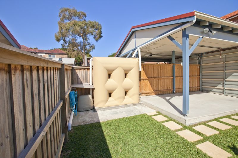 Local Carport Slab Pouring pros at work